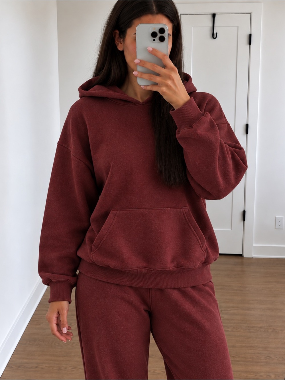 SKIMS Cotton Fleece Classic Hoodie in Burgundy